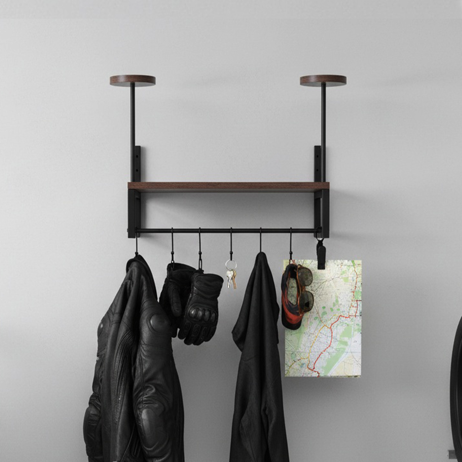 Wooden Motorcycle Helmet Holde - Motorcycle Gear Hanger のレビューと価格